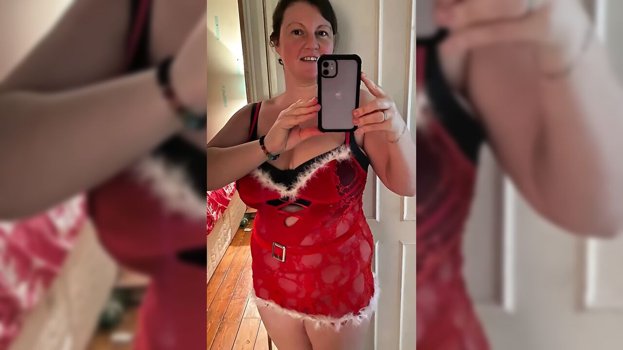 iPhone version pf an absolutely stunning horny wet wank