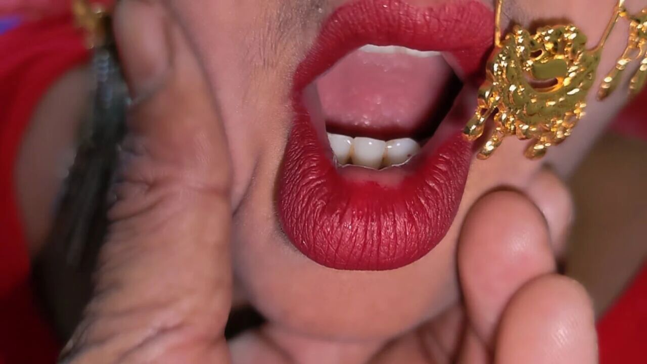 Beautiful New Married Wife Saree Romance & Fucking clear hindi audio