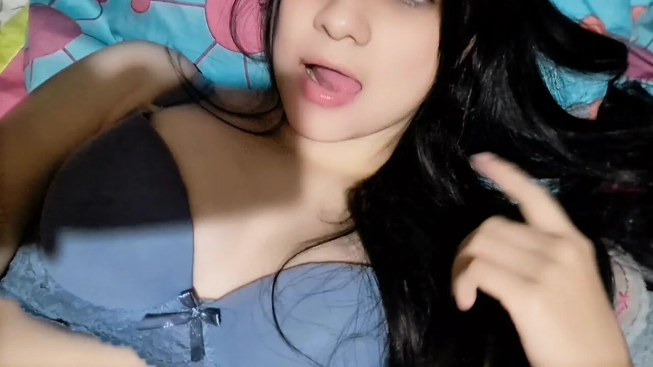 Does this perfect pussy deserve yours?