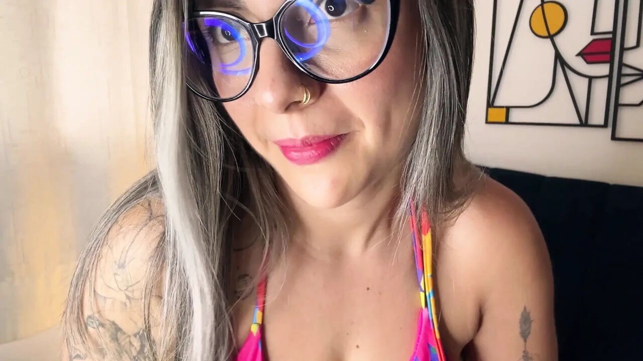 Solitary masturbation of a Colombian girl with big tits