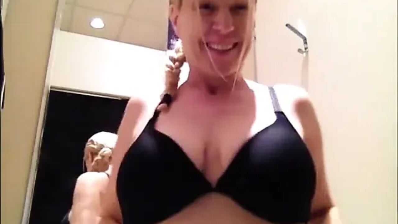 Change room cum fun