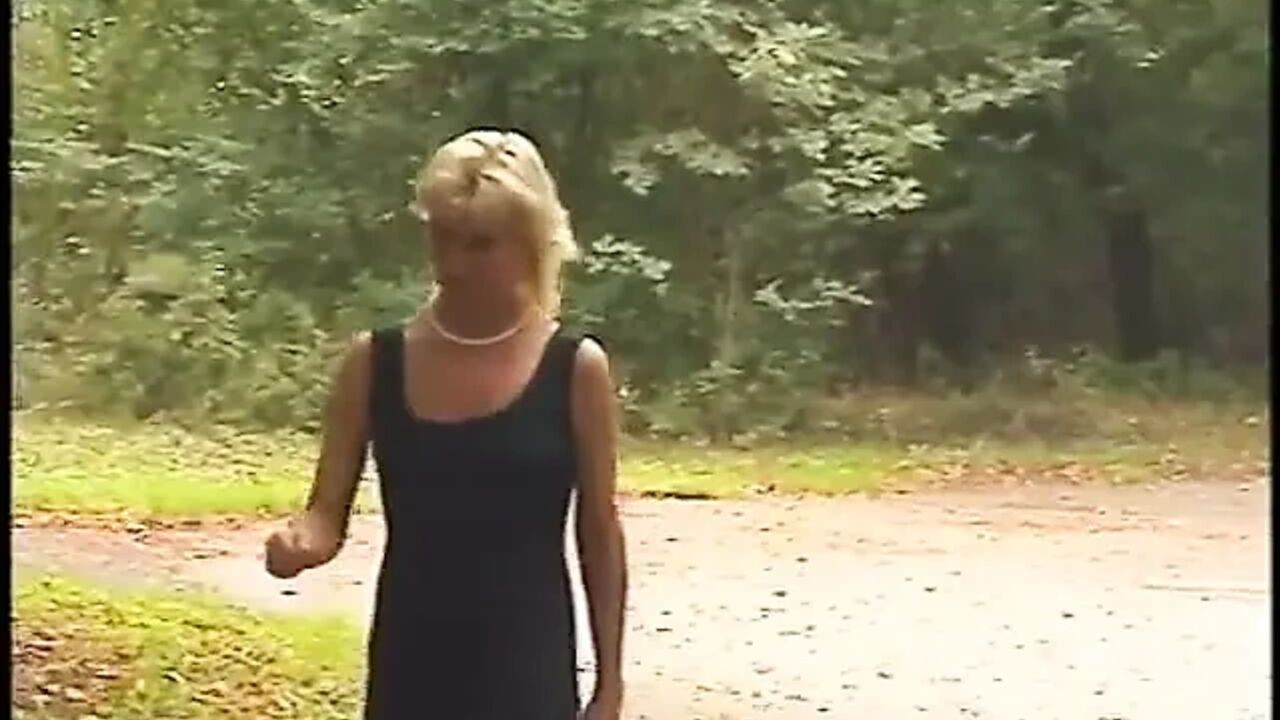 Picked up mature blonde masturbating and sucking cock