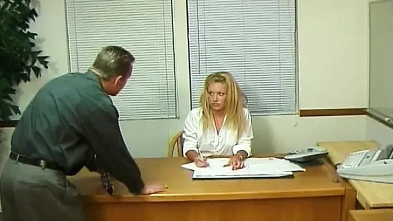 Perfect blonde nurse gets het anal hole fucked and load of cum in it