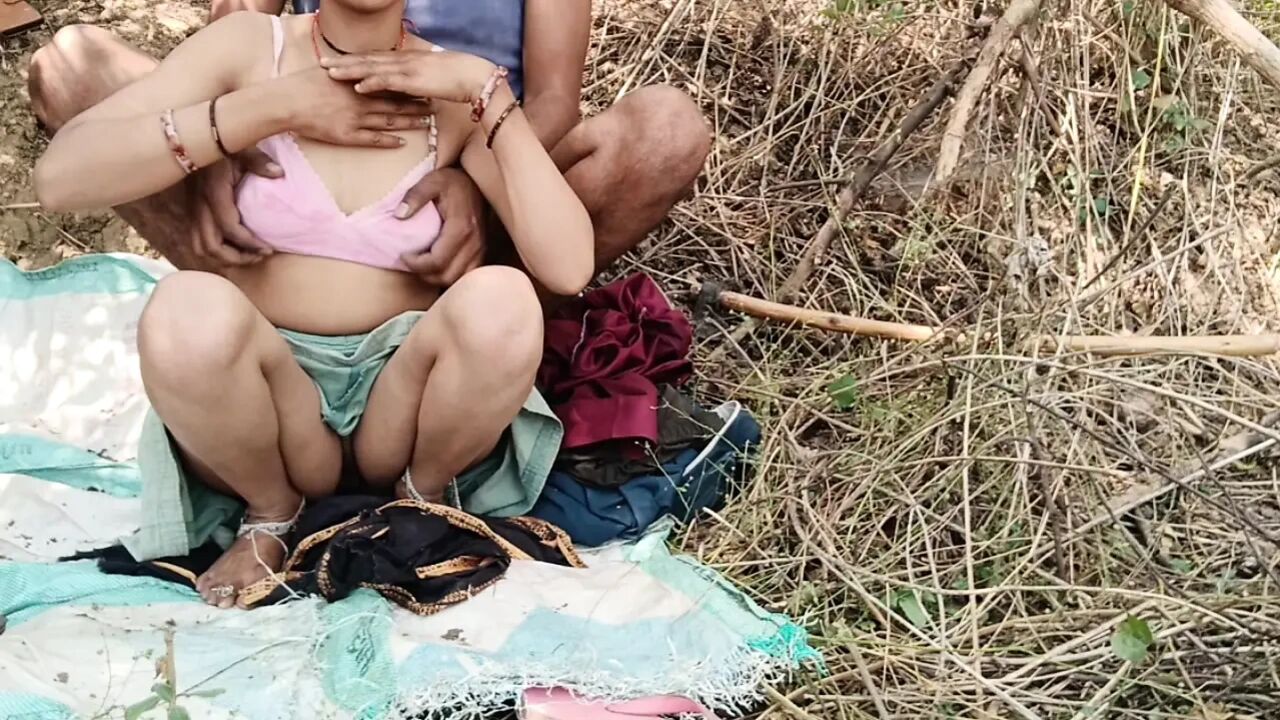 Girl friend ko khet jangal mai choda