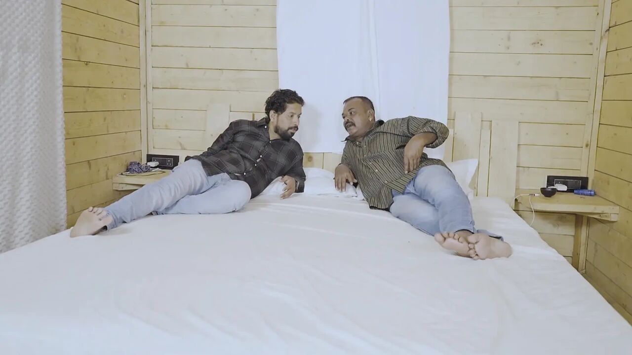 TWO STEP BROTHERS SWAPPING THEIR WIFES REGULARLY FOR ENJOYING HARDCORE GROUP SEX
