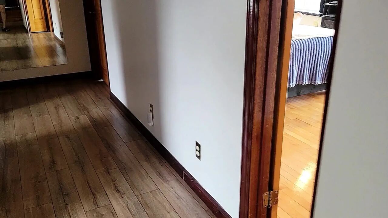 Very Horny Hot Stepmom seduces Stepson