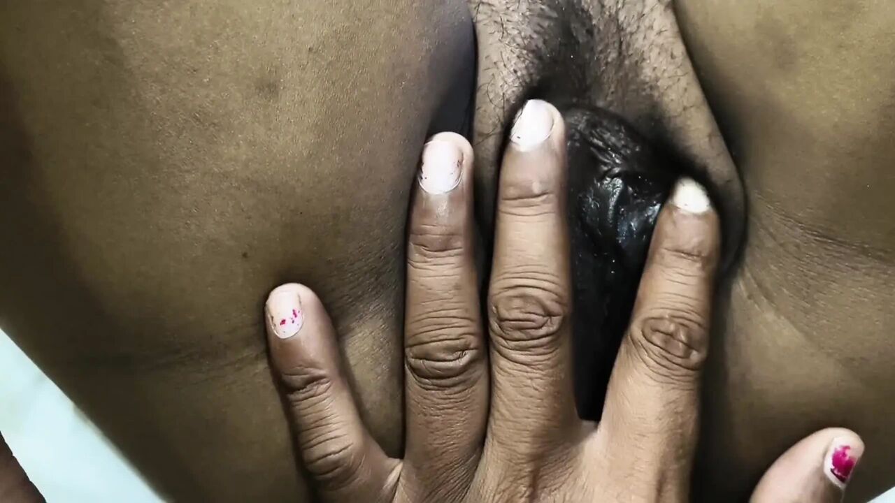 A Hot Bhabhi fuck by A young boy on her bed