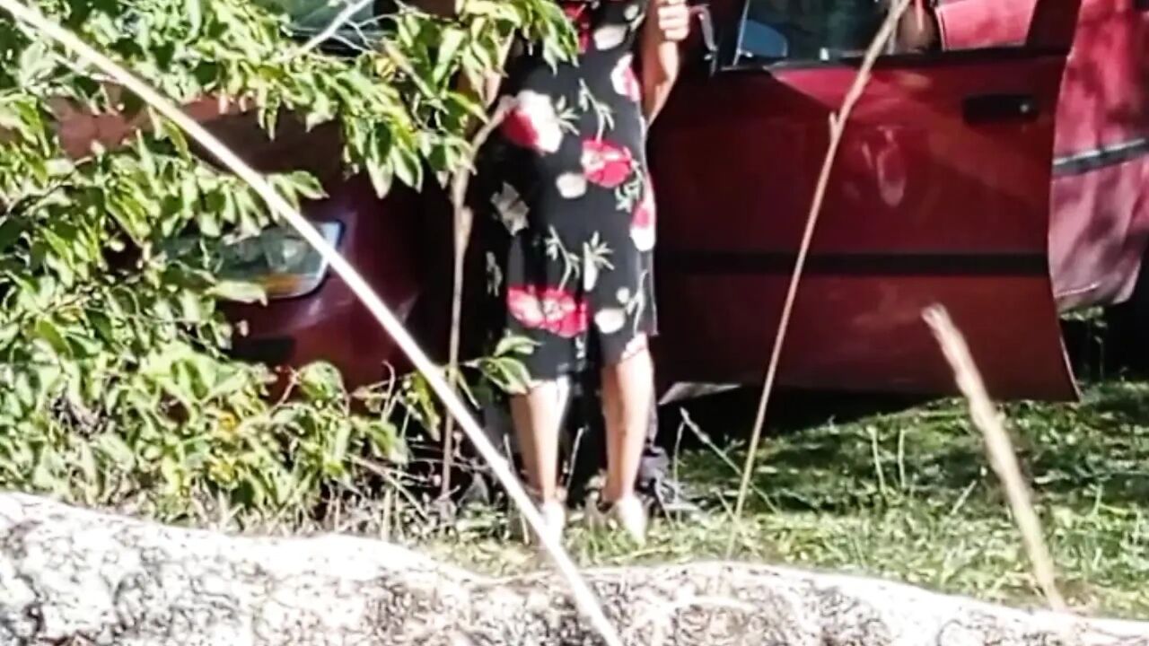 Amateur hot couple caught sucking cock outdoor blowjob and cumshot