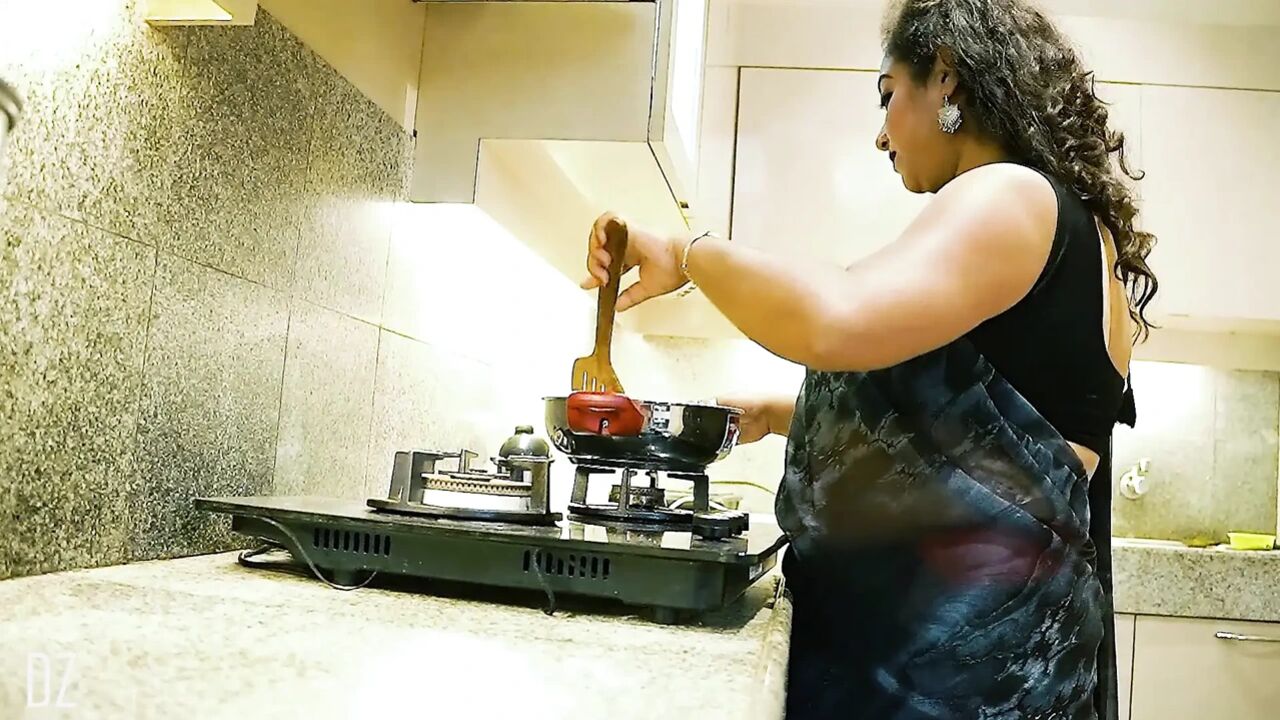 Step Mom Fucked in Kitchen Big Ass Doggy Style Hindi Slang