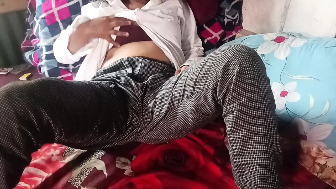 Well today my stepsister is alone in home hindi story sex video
