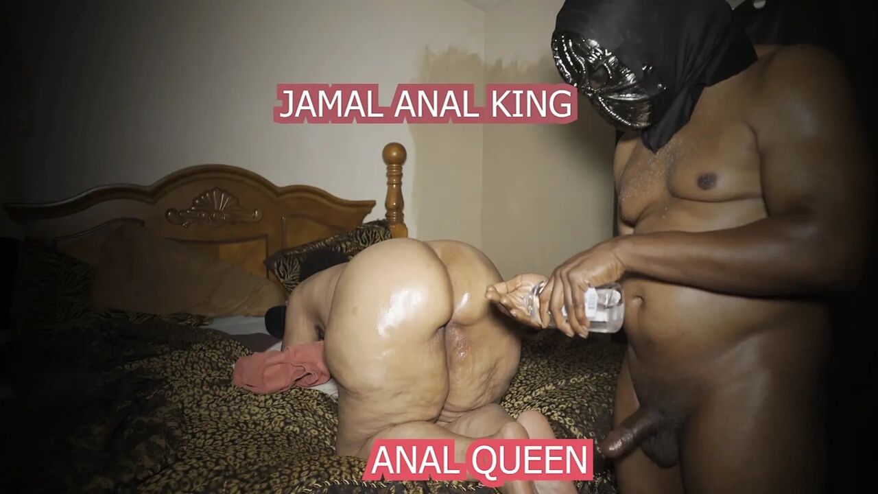 BIG BOOTY BBW ANAL QUEEN GETS A CUMSHOT INSIDE HER BOOTYHOLE