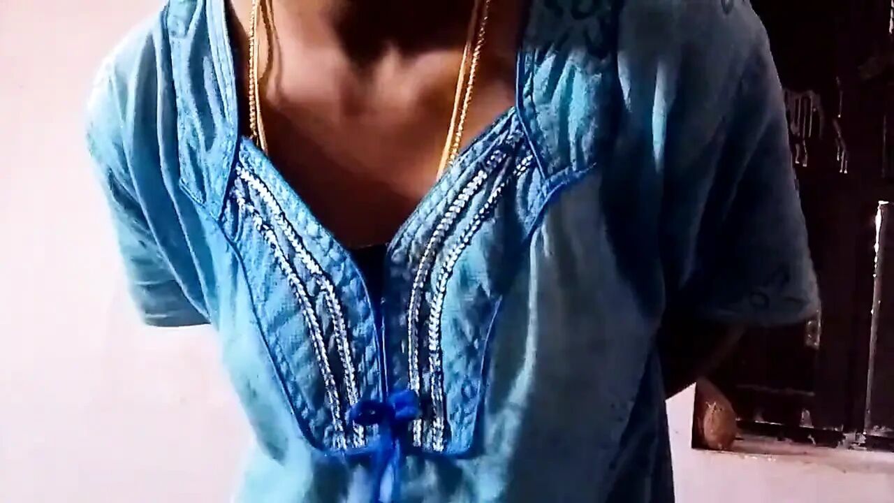 Tamil girl fingering boob show
