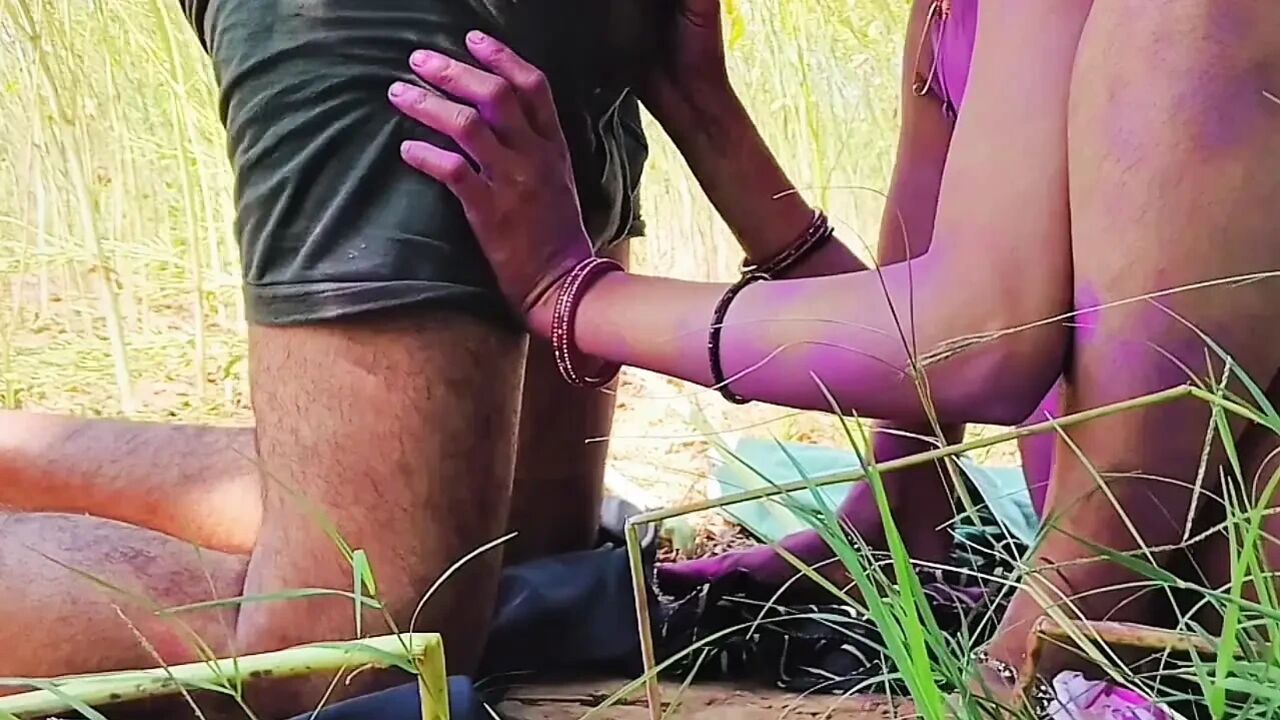 Bhabhi bhabhi ke sath mein Holi manae aur devar Ne bhabhi ki chudai