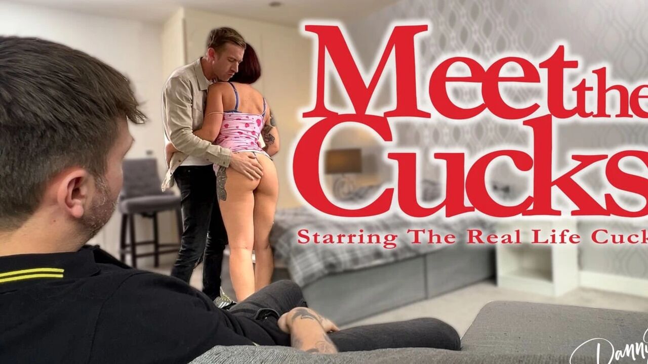 Cuckold Husband Porn to Watch Wife's Pussy Filled with Cum