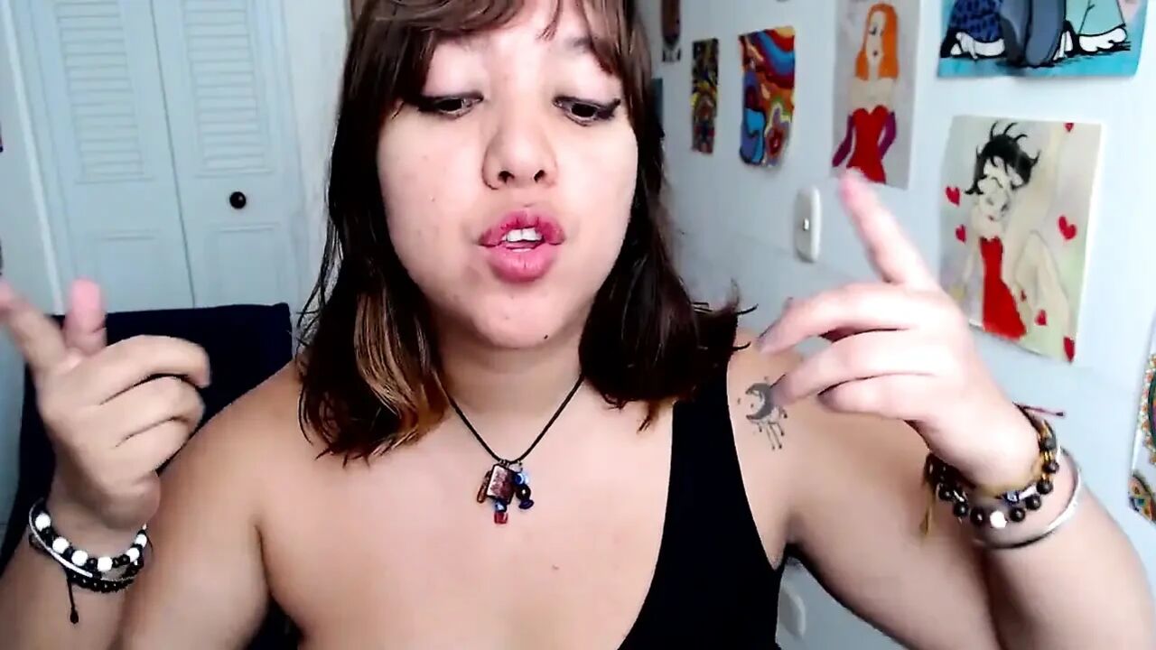 Lipstick, Kisses and Blowjobs