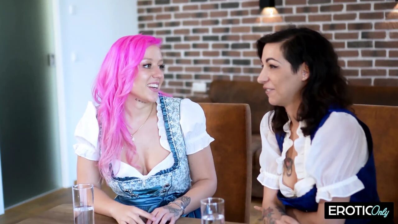 Mature Lesbians Finger Dripping Pussies Till Explosive Orgasms