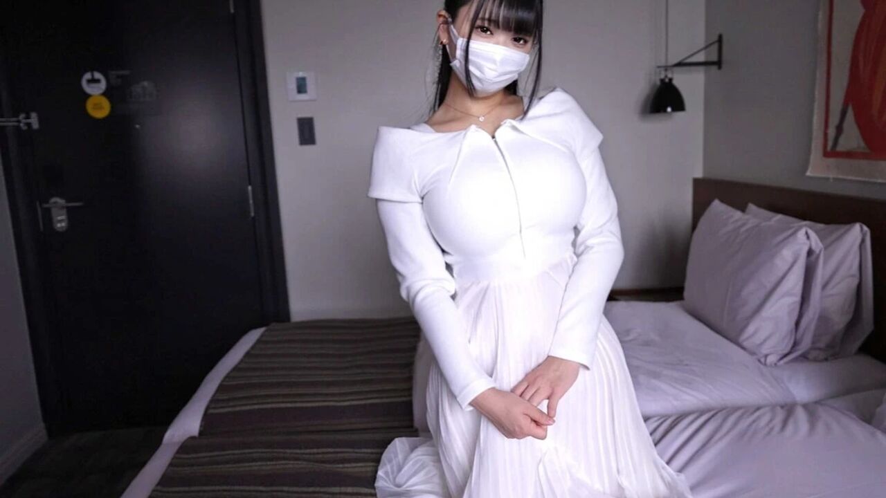 Colossal Breasts ''j Cup'' Gravure Idol Completely Personal Shooting Video Filmed in Secret at the Office
