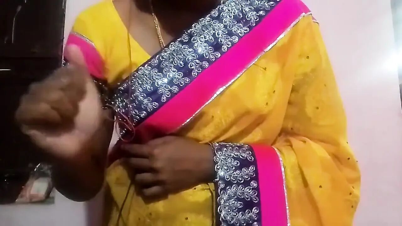 Tamil girl lavanya strip showing boobs