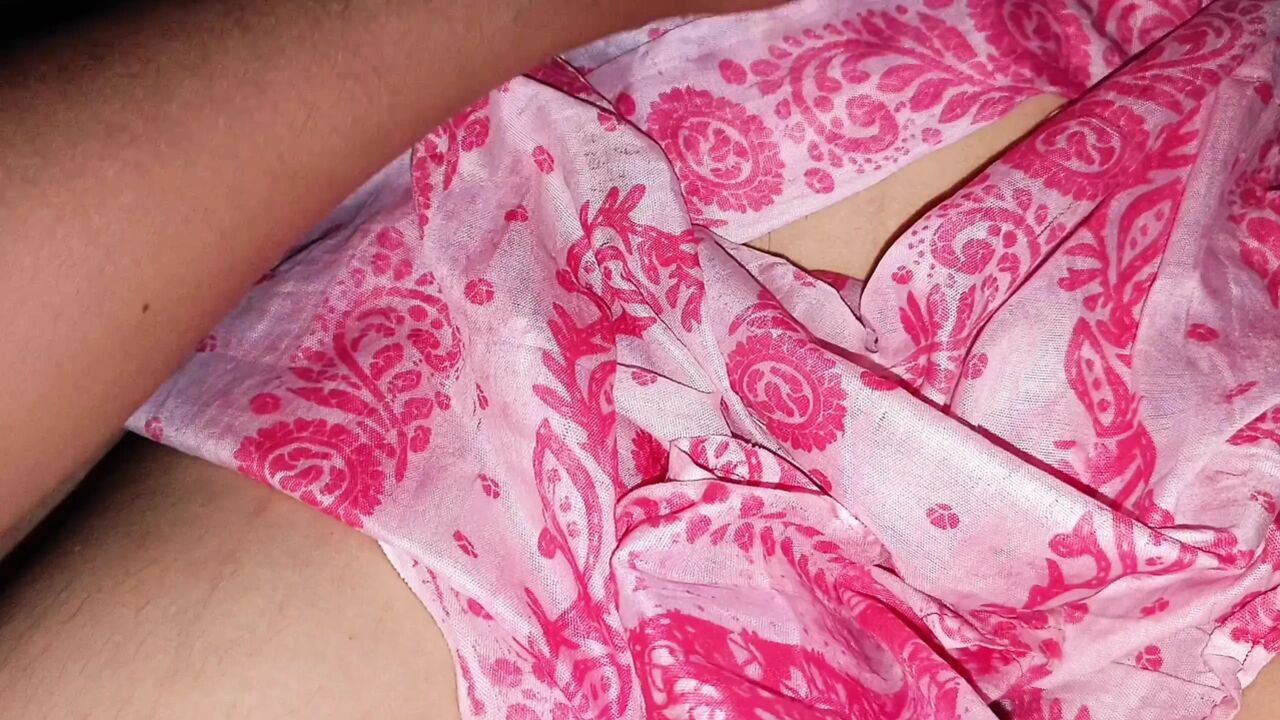 Fucked My Older StepSister Today, I fucked Her Tight Pussy With My Big Cock, See How To Fucked Your Older StepSister.