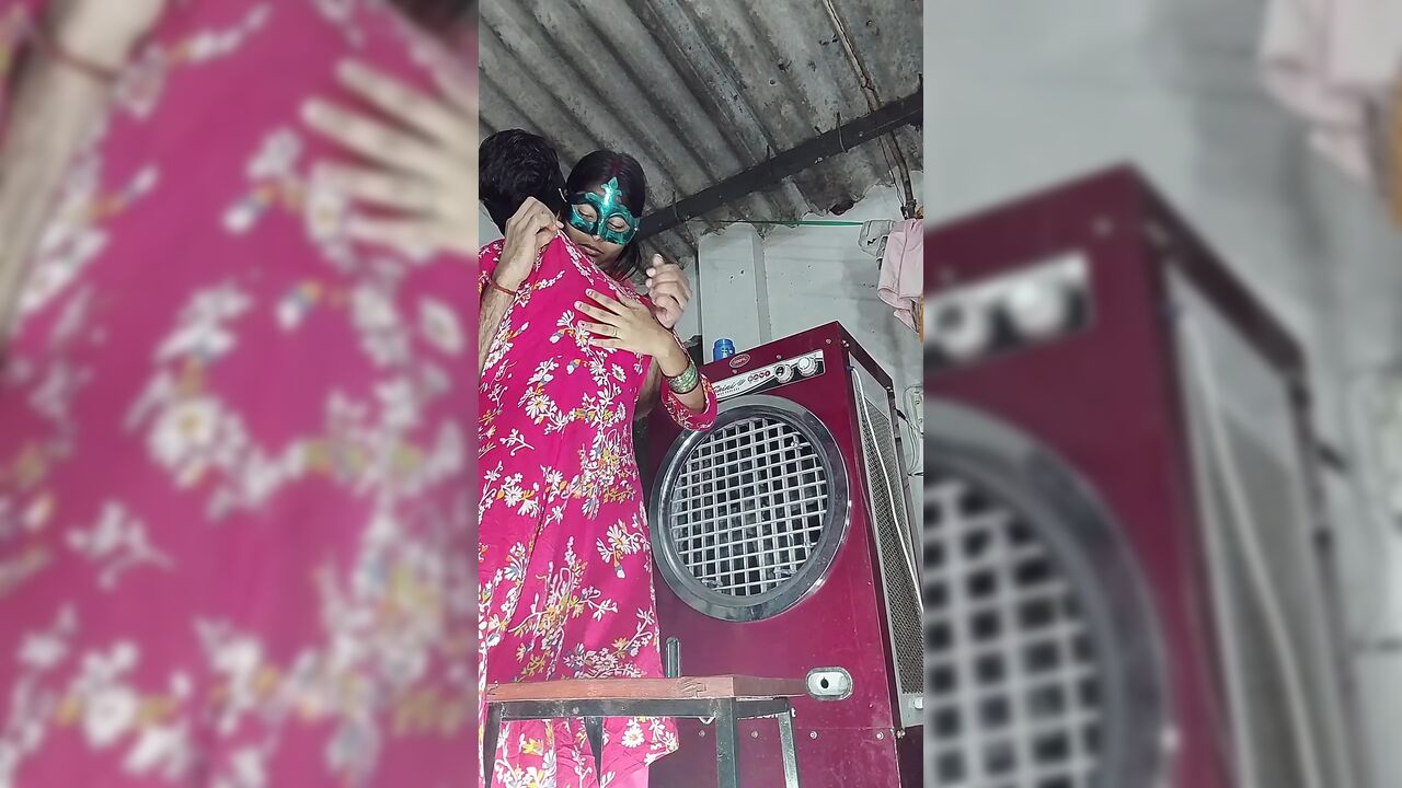 Ass pussy fucking cock sucking pussy sucking breasts sucking milk from the breast and sitting on the cock in doggy style and lying straight on Hindi audio