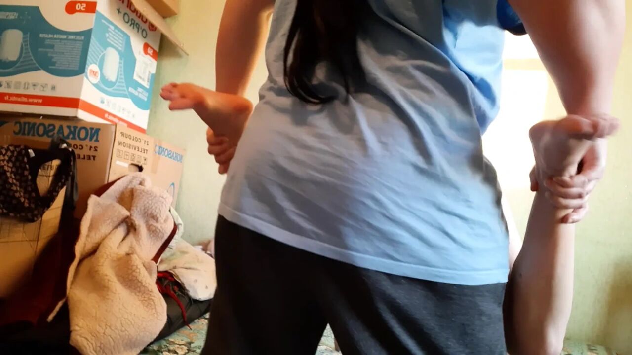 I Put a Strap-on Under My Pants and Fucked My Girlfriend