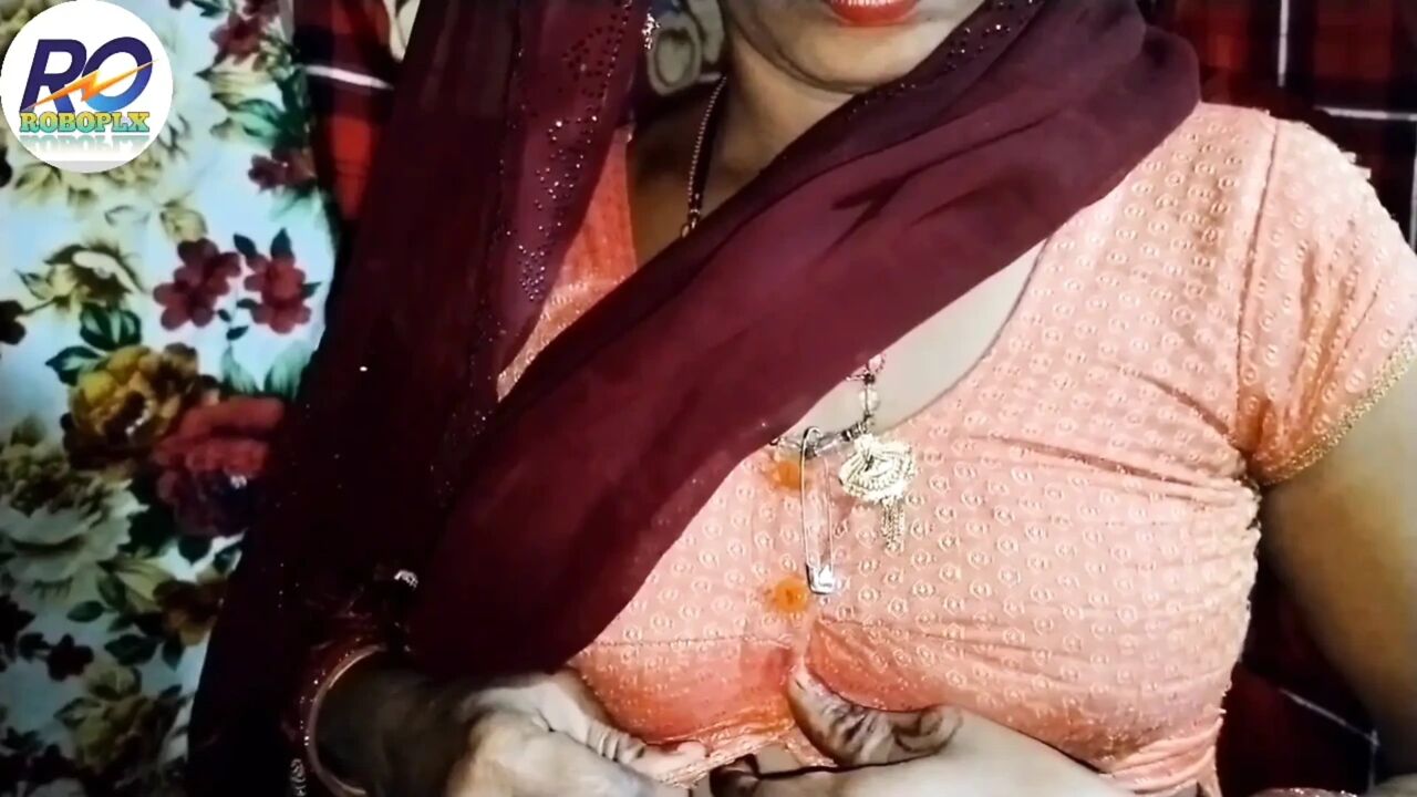 Desi Indian Bhabhi fully naked, got her pussy fucked and got her ass masturbated from behind, Hindi hot saree removed and naked