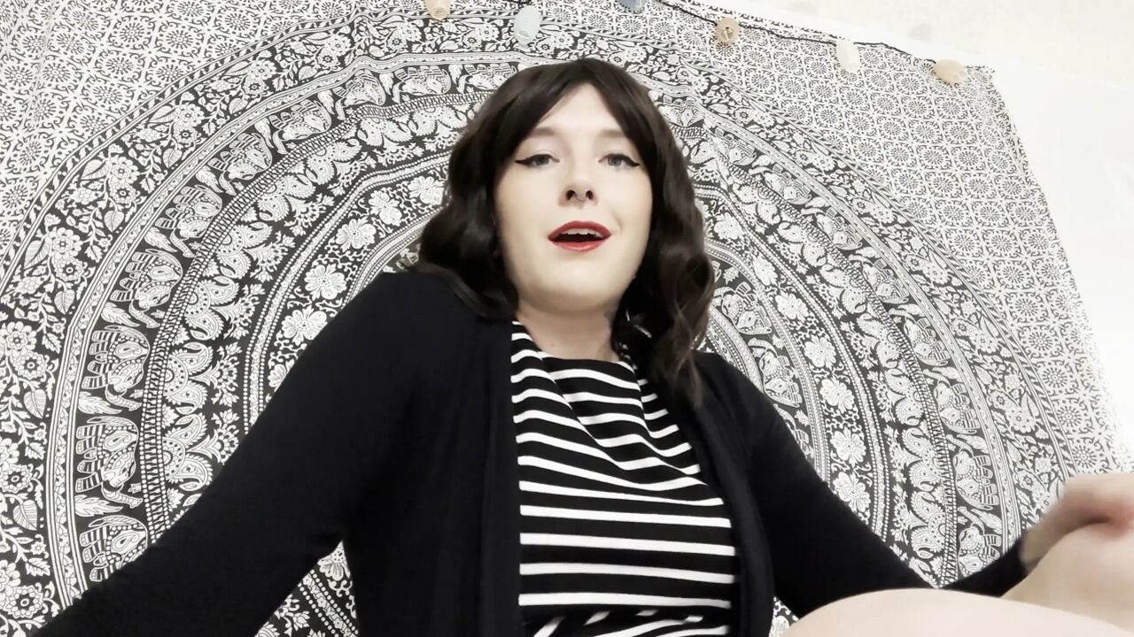 Giantess Stepmommy