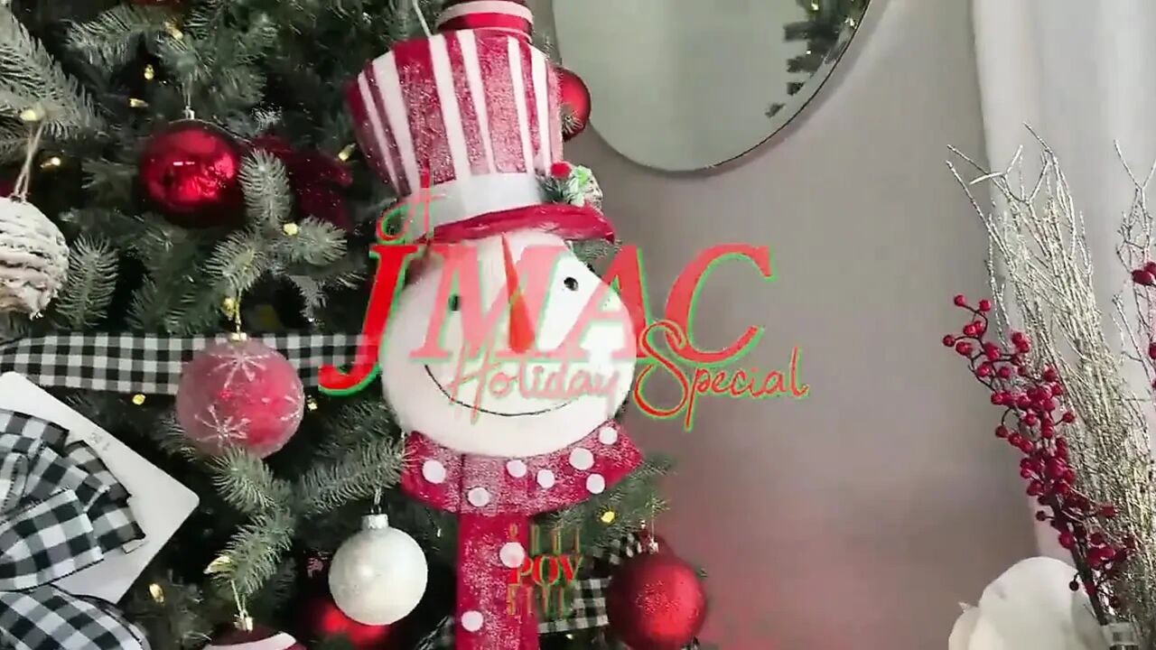 I Got a PAWG for Christmas Under My Tree I Find the Sexy Kelsi Monroe and Her Big Ass Ready to Play with My Big Dick