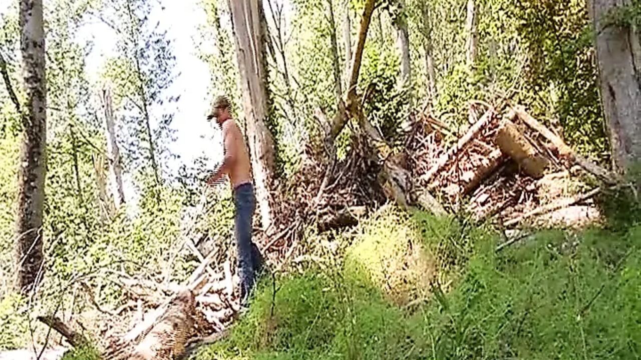 Cum Eating French MILF Pounded in Outdoor Threesome