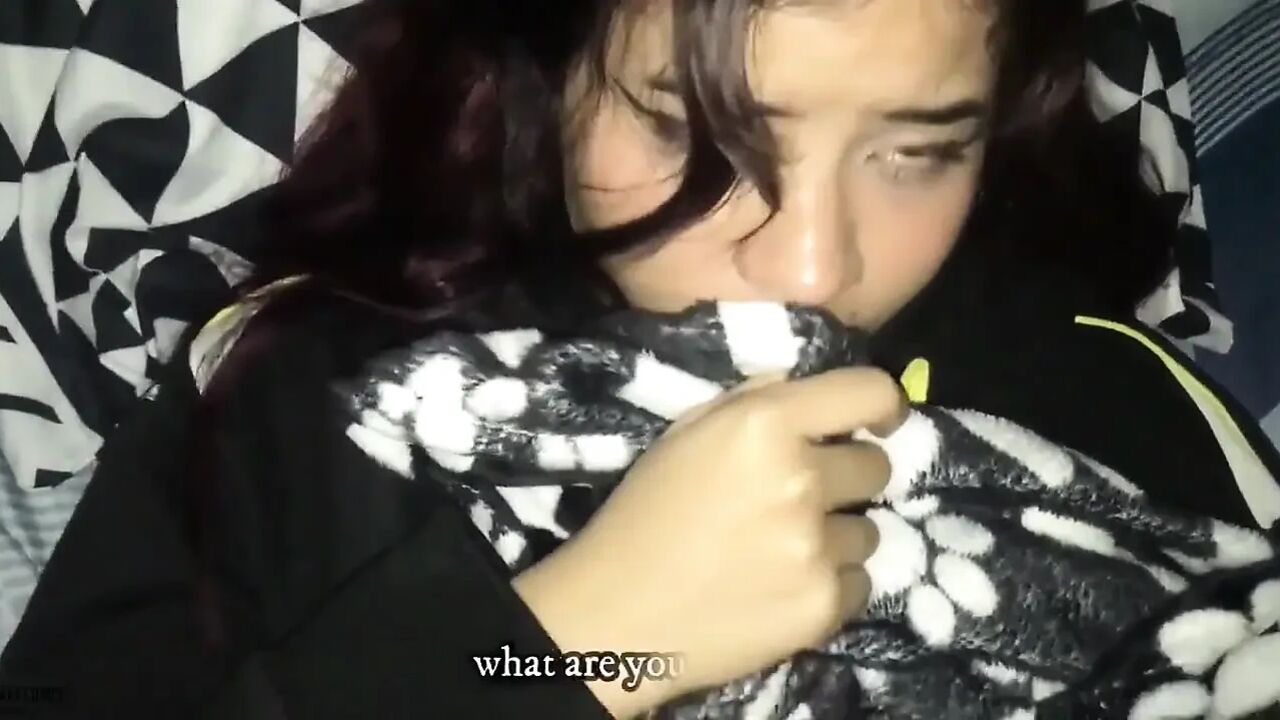 Petite Latina Naked in Her Room Gives Me Some Delicious Blowjobs and Swallows the Cum-pov