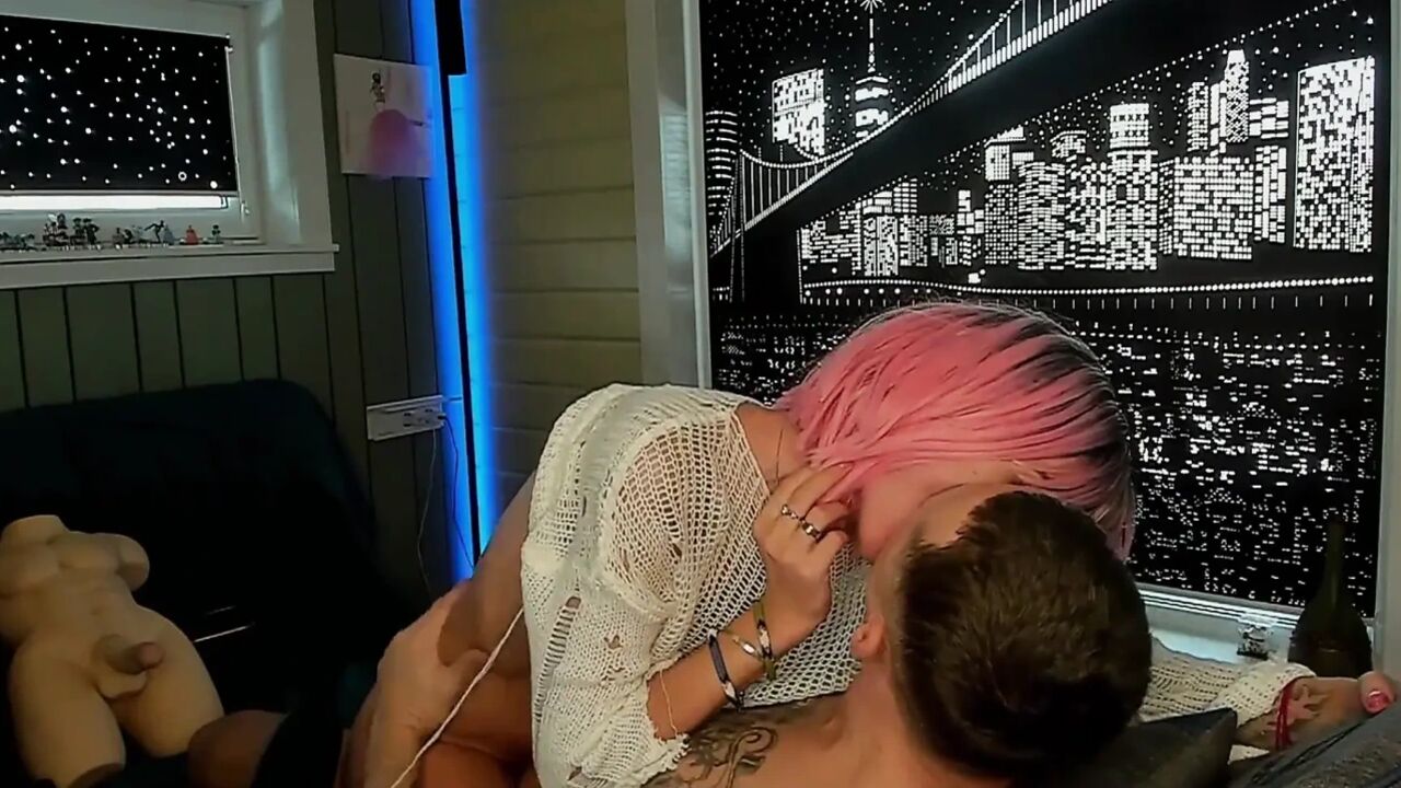 My Girlfriend Loves When I Cum Inside Her Pussy After Good Riding on the Chair