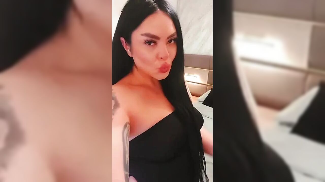 What turns you on more – sweet MILF or filthy MILF?