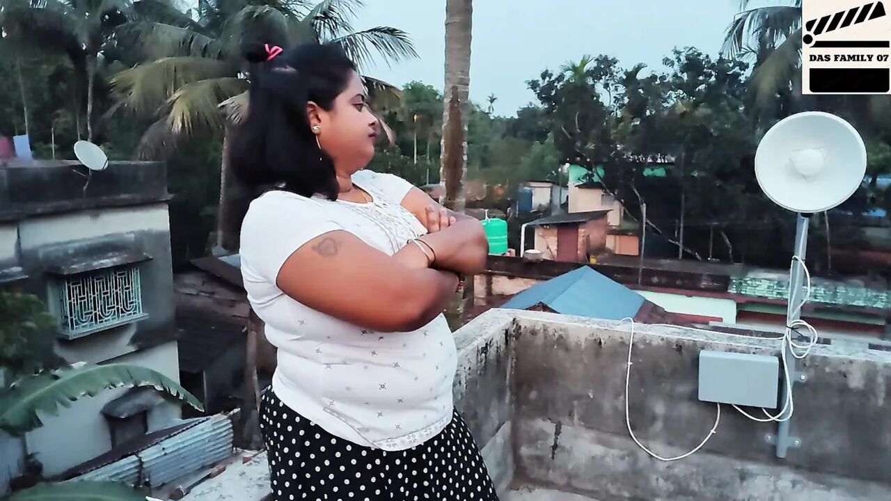 MAKAN MALIK NE TIME PE RENT NA DENE KE KARAN MUJHE CHOD KE WASUL KIYA