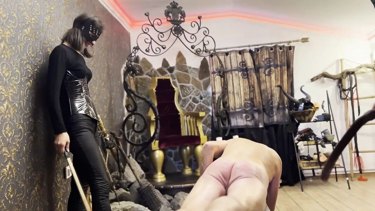 No safeword CANING : thick wooden- Sadomasochism - French Sadist - No safe word
