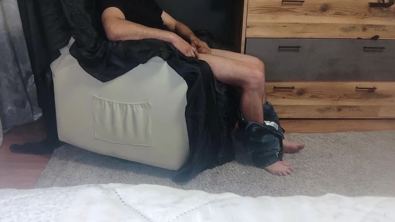 Slut with latex mask sucks hard cock
