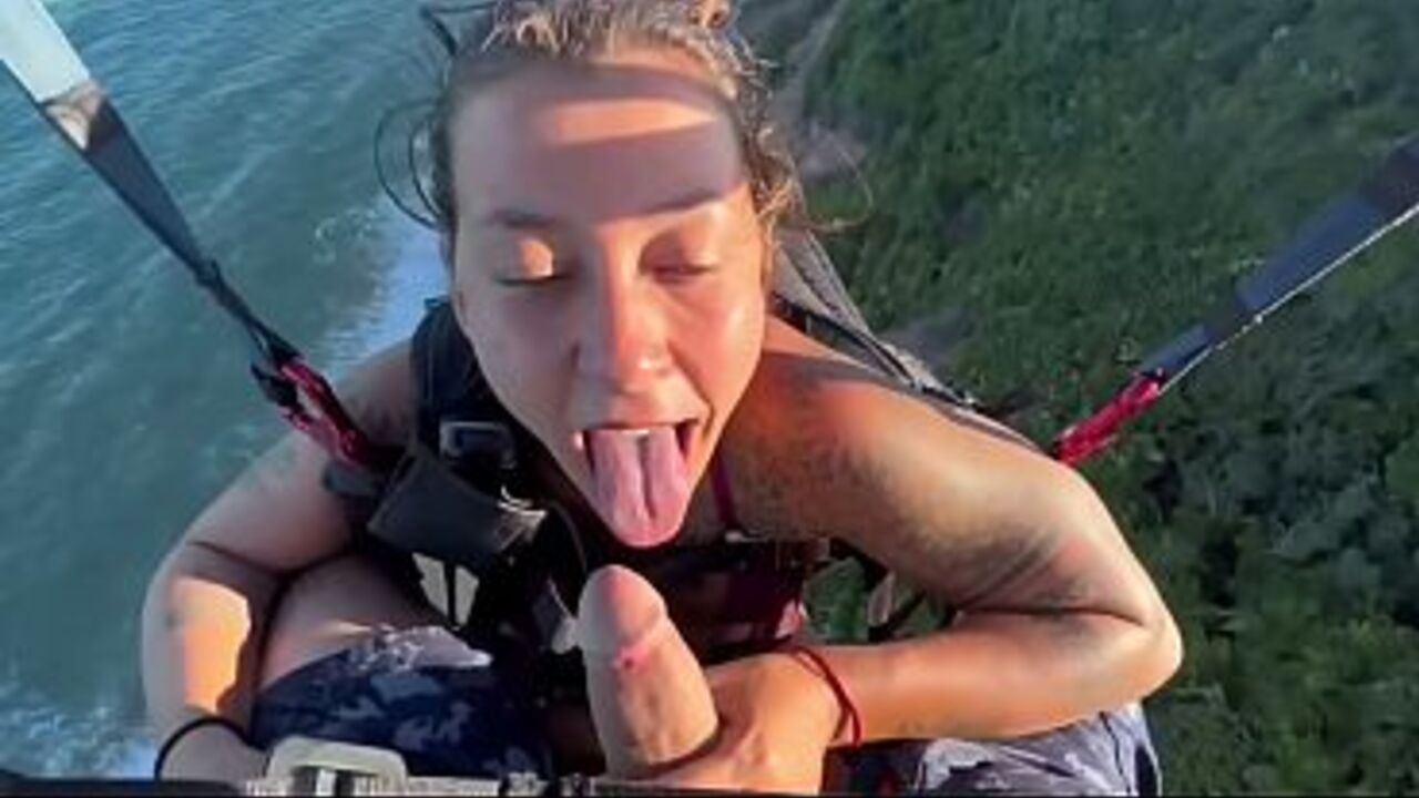 SEX AT HEIGHTS TRANSDAO IN PARAGLIDING