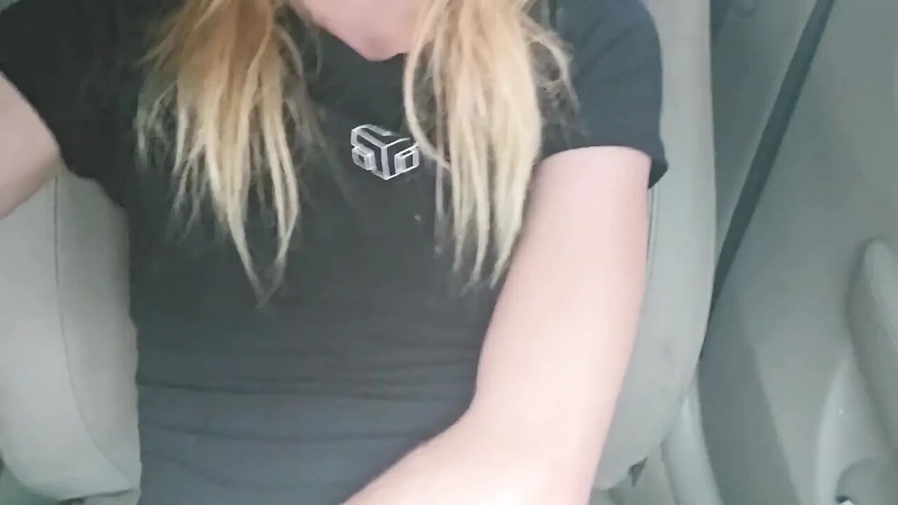 Cute Blonde Dildo Fucks Her Pussy While Her Uber Driver Has to Watch