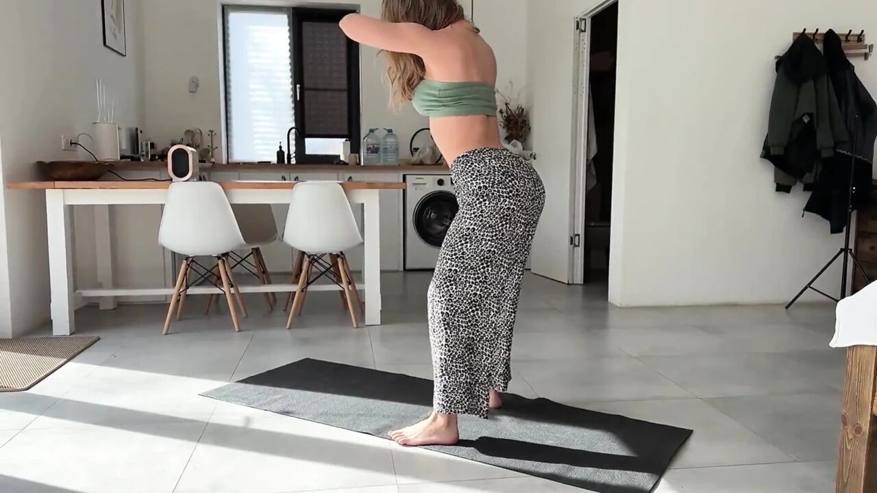 Hot Neighbor in Leggings Gets Fucked Hard