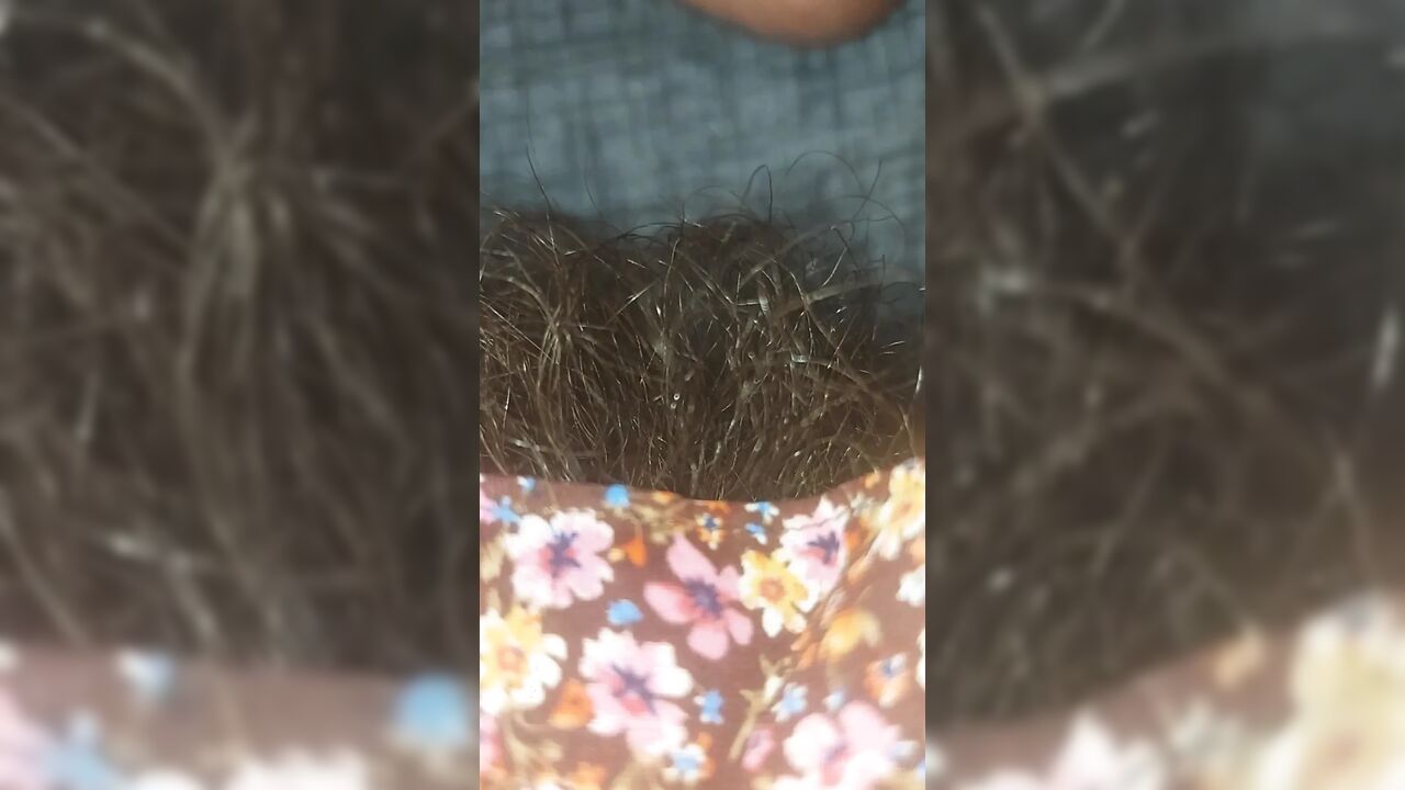 Watch Me Put a Tampon in My Super Hairy Pussy