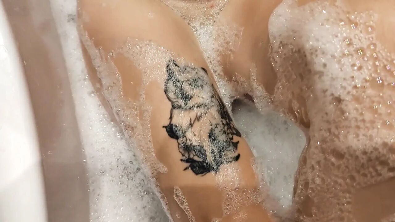 Big Tits Step Daughter in Foam Bathroom
