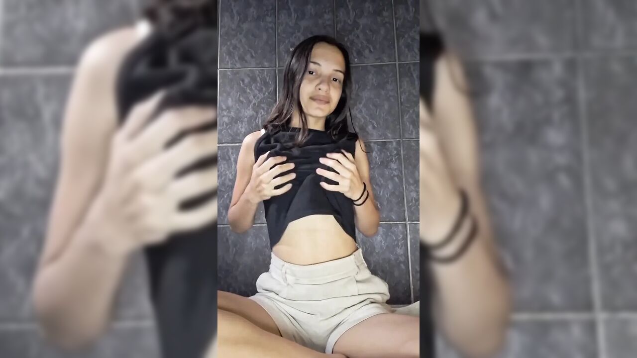 Brazilian Alice Fucks Her Tight Ass and Destroys Her Ass