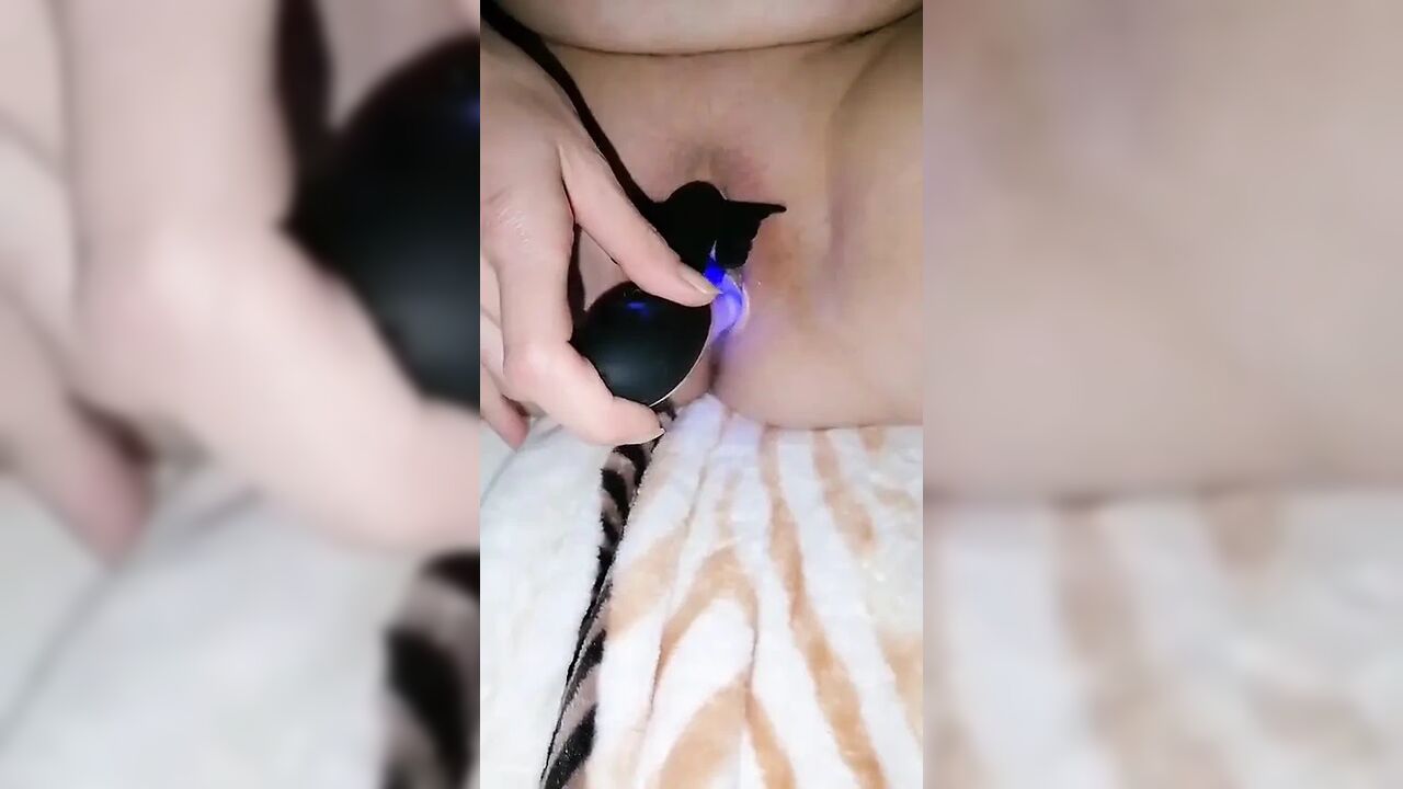 Horny with the vibrator