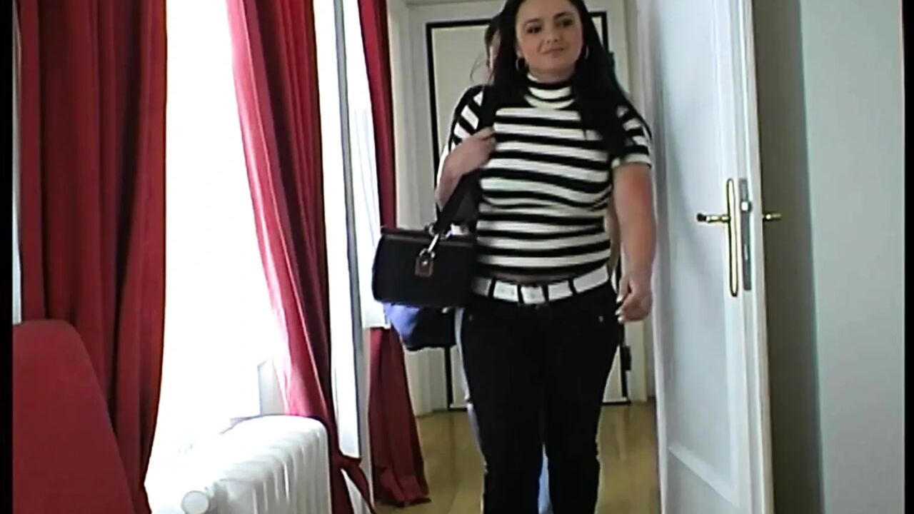 Husband Massages Wife with Huge Tits,fucks Her and Cums