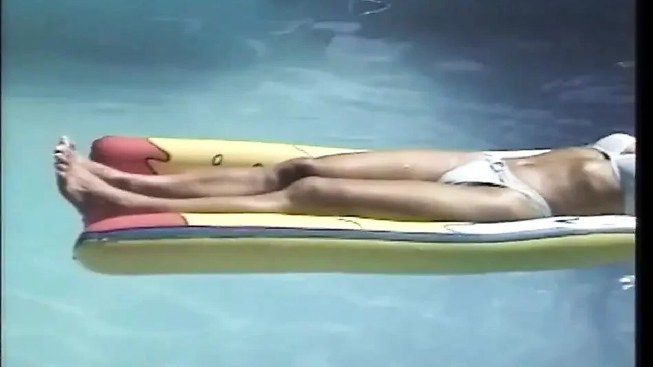 Young couple anal orgasm in the swimming pool