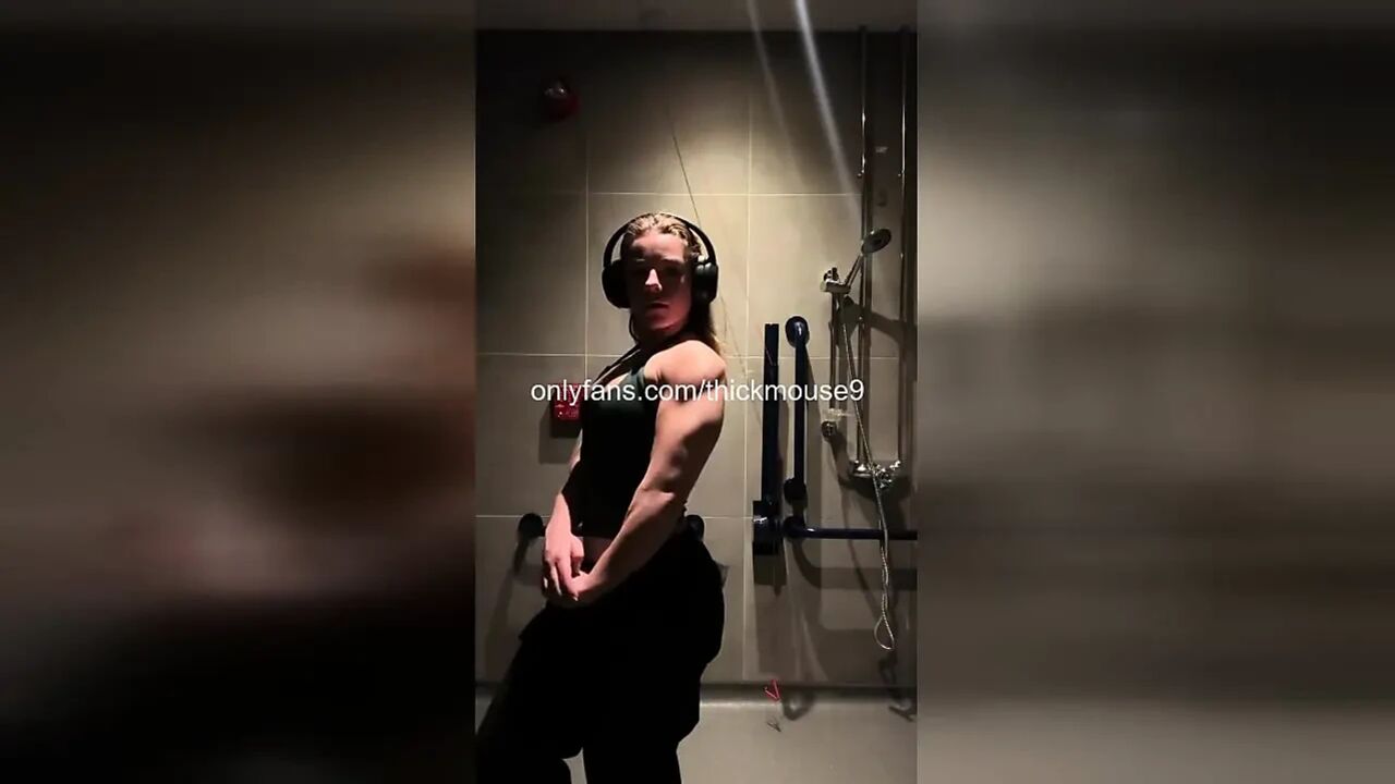 Barely Legal Girl Gets Fingered Hard During TikTok Livestream!