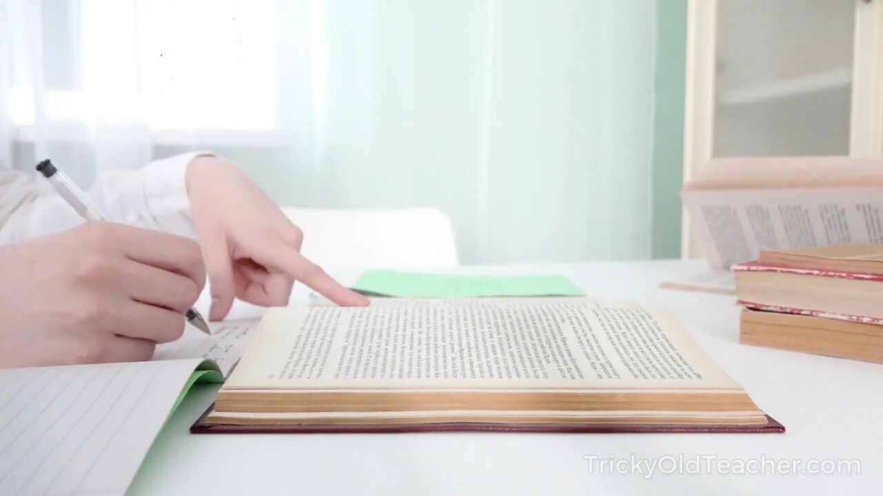 Cutie Blows Teacher's Dick to Get Free Classes