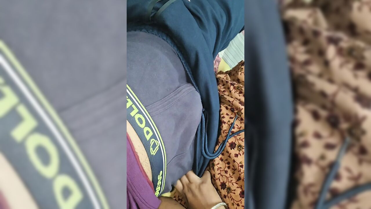 Hot desi bhabhi fuck by husbend romantic