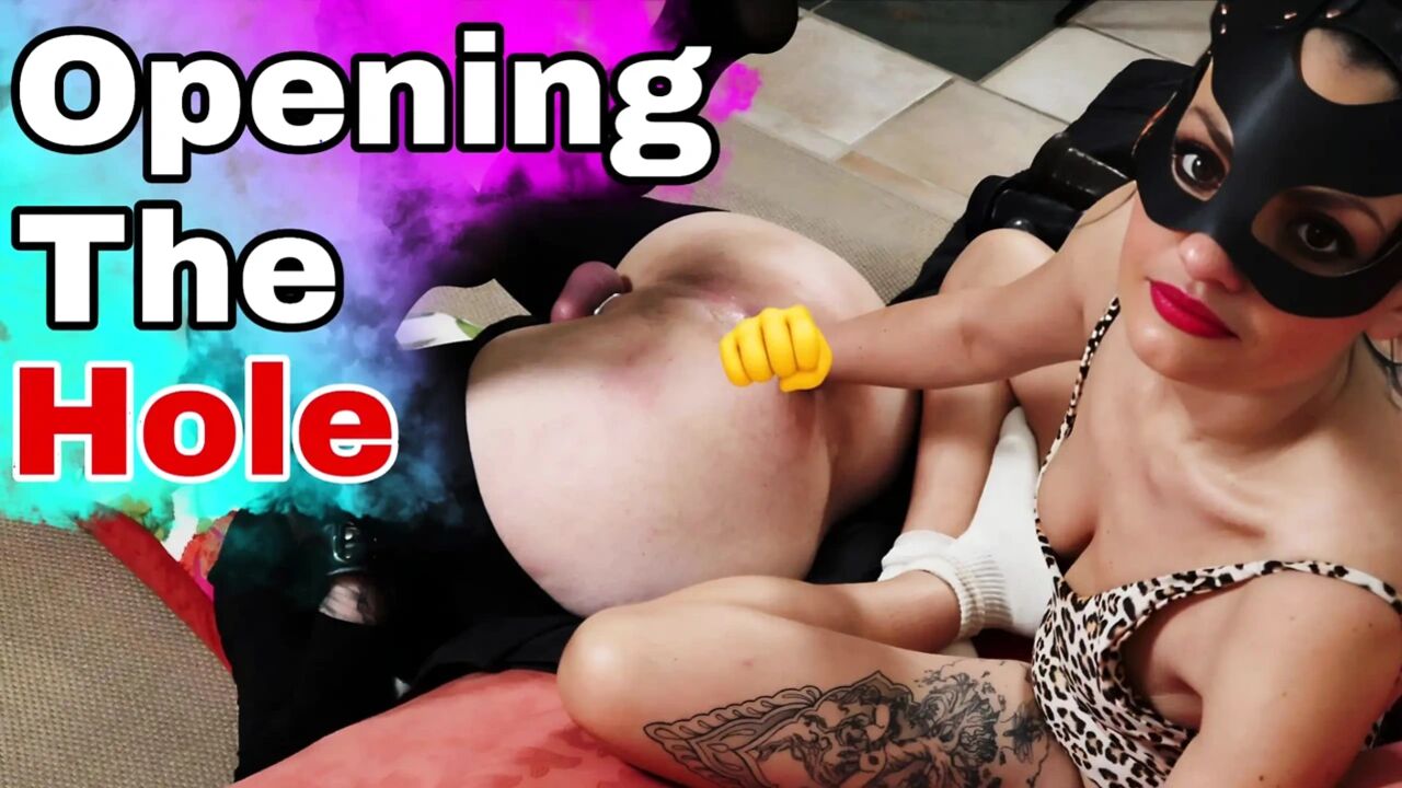 Opening the Hole - Anal Training & Fisting