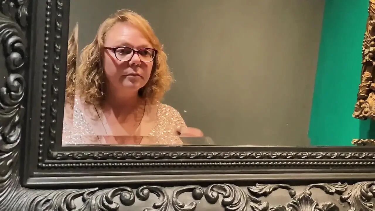 Dominatrix mistress April - A life at her feet - part two