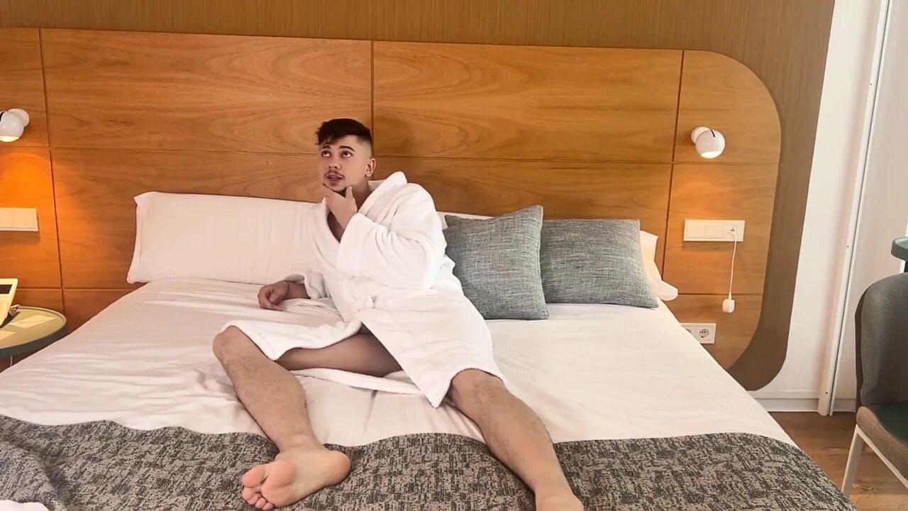 The Most Famous Porn Actress in Mexico Gives Me a Massage and We Fuck Very Hard